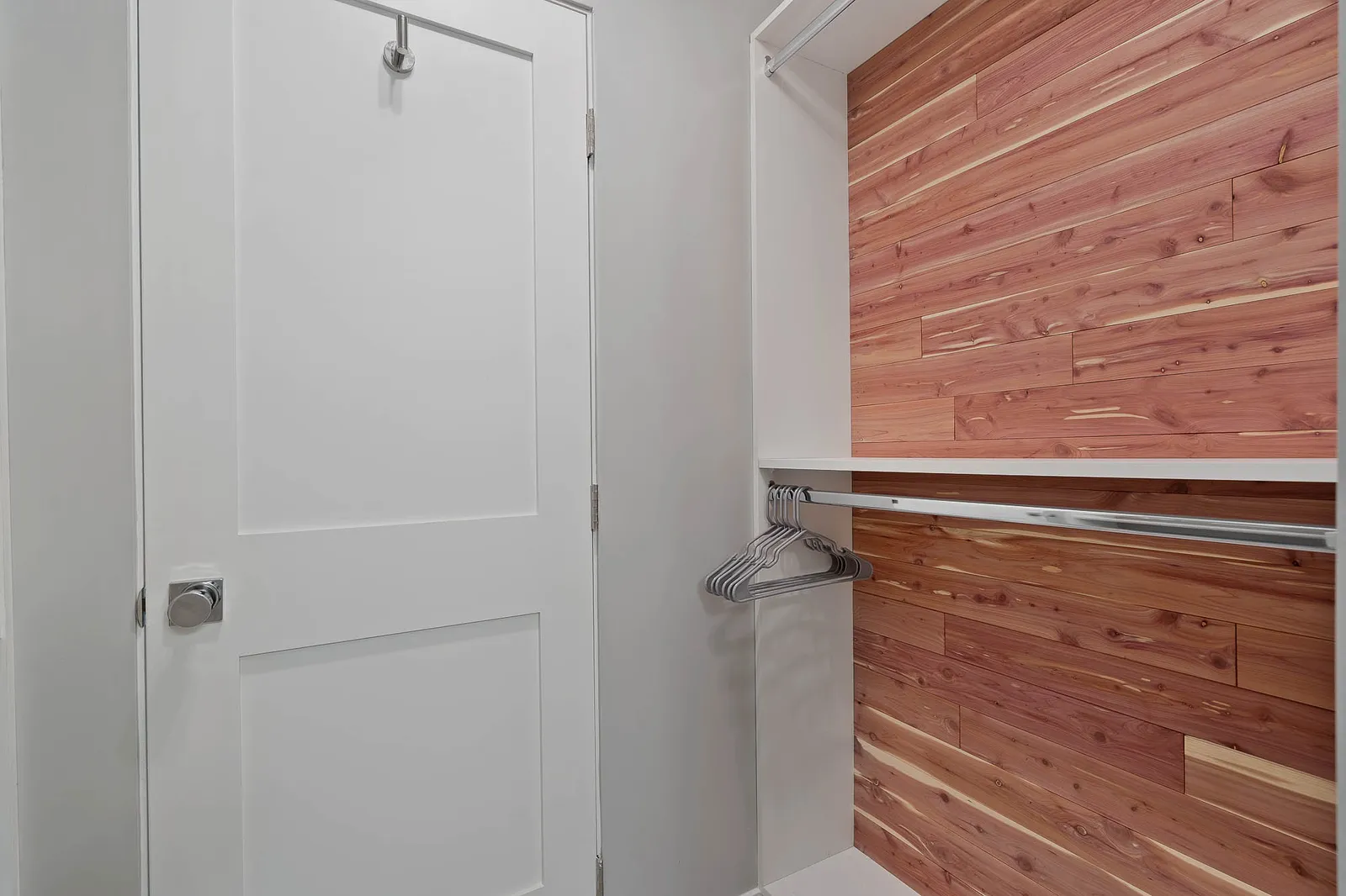 Apartment interior for 1 Bedroom at Palm View Village South Silicon in Lawndale, CA
